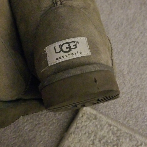 Ugg Boots - Picture 4 of 6